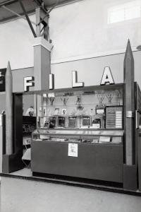 Fiera di Milano - Campionaria 1935 - Padiglione delle forniture d'ufficio - Stand della FILA (Fabbrica italiana lapis affini)