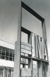 Fiera di Milano - Campionaria 1935 - Padiglione dell'INA (Istituto nazionale assicurazioni) - Insegne