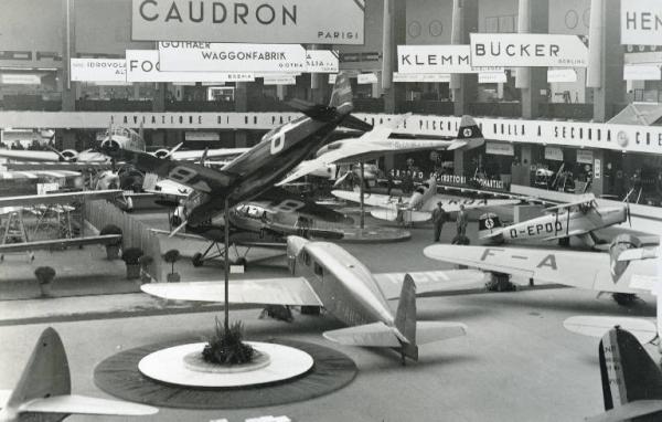 Fiera di Milano - Salone internazionale aeronautico 1935 - Sezione francese e sezione tedesca
