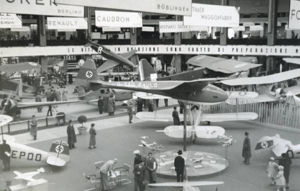 Fiera di Milano - Salone internazionale aeronautico 1935 - Sezione tedesca e sezione francese
