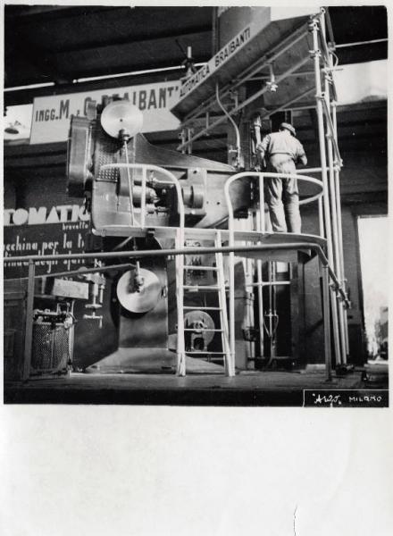 Fiera di Milano - Campionaria 1936 - Padiglione della meccanica - Stand della ditta Ingg. M. & G. Braibanti
