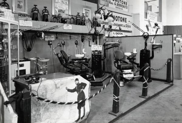 Fiera di Milano - Campionaria 1936 - Padiglione dell'elettrotecnica - Mostra medico-sanitaria - Sala