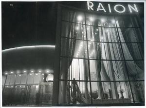 Fiera di Milano - Campionaria 1936 - Padiglione della Italrayon - Veduta notturna