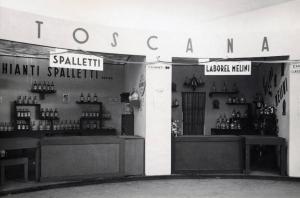 Fiera di Milano - Campionaria 1936 - Padiglione dei vini e liquori d'Italia - Stand della Toscana (ditte Spalletti e Laborel Melini)