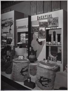 Fiera di Milano - Campionaria 1936 - Padiglione Arnaldo Mussolini (padiglione dell'agricoltura) - Mostra dell'agricoltura coloniale - Stand
