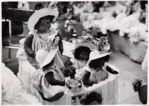Fiera di Milano - Campionaria 1936 - Padiglione dell'artigianato - Stand con bambole