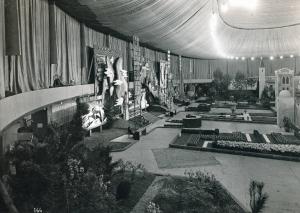 Fiera di Milano - Campionaria 1936 - Mostra del turismo nel palazzo dello sport - Sala