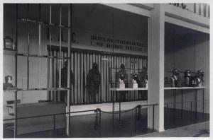 Fiera di Milano - Campionaria 1936 - Padiglione dell'UNPA (Unione nazionale protezione antiaerea) - Stand dell'IAC (Industria articoli caoutchouc)