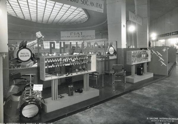 Fiera di Milano - Salone internazionale aeronautico 1937 - Settore accessori, strumenti e materie prime lavorate e semilavorate - Stand della Philips