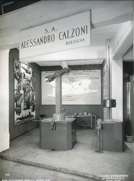 Fiera di Milano - Salone internazionale aeronautico 1937 - Settore accessori, strumenti e materie prime lavorate e semilavorate - Stand della S.A. Alessandro Calzoni