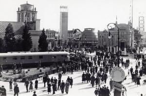 Fiera di Milano - Campionaria 1937 - Piazza Italia