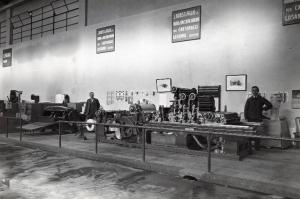 Fiera di Milano - Campionaria 1937 - Padiglione della meccanica "B" - Stand di macchine per cartonaggi della S.A. J. Bobst & figlio