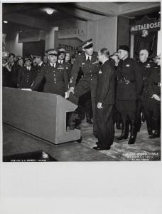 Fiera di Milano - Salone internazionale aeronautico 1937 - Visita del duca d'Aosta Amedeo di Savoia in occasione della inaugurazione