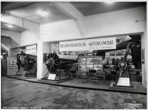Fiera di Milano - Salone internazionale aeronautico 1937 - Settore tedesco - Stand di motori della Branderburgische Motorenwerk