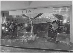 Fiera di Milano - Salone internazionale aeronautico 1937 - Settore italiano - Stand di motori della Fiat
