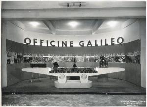 Fiera di Milano - Salone internazionale aeronautico 1937 - Settore accessori, strumenti e materie prime lavorate e semilavorate - Stand di apparecchi ottici della S.A. Officine Galileo