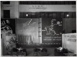 Fiera di Milano - Salone internazionale aeronautico 1937 - Settore accessori, strumenti e materie prime lavorate e semilavorate - Stand della SIAP (Società italo americana per petrolio)
