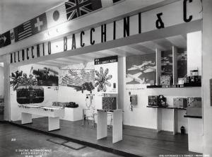 Fiera di Milano - Salone internazionale aeronautico 1937 - Settore accessori, strumenti e materie prime lavorate e semilavorate - Stand di strumenti di precisione della ditta Allocchio, Bacchini & C.