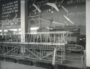Fiera di Milano - Salone internazionale aeronautico 1937 - Settore servizi aerei civili - Stand della RUNA (Reale unione nazionale aeronautica)