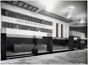Fiera di Milano - Salone internazionale aeronautico 1937 - Settore accessori, strumenti e materie prime lavorate e semilavorate - Stand della Wspolnota-Intersow Gorniczo-Hutniczych S.A.