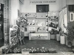 Fiera di Milano - Salone internazionale aeronautico 1937 - Settore servizi aerei civili - Stand della Ceskoslovenke Statni Aerolinie