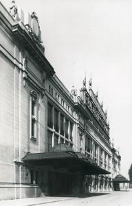 Fiera di Milano - Palazzo dello sport - Veduta della facciata principale