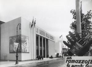 Fiera di Milano - Campionaria 1938 - Padiglione della Mostra della scuola - Esterno