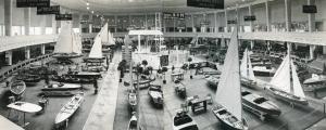 Fiera di Milano - Campionaria 1938 - Salone della motonautica nel palazzo dello sport - Veduta panoramica