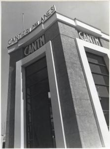 Fiera di Milano - Campionaria 1938 - Padiglione dei Cantieri milanesi (CANTM) - Particolare architettonico con insegne