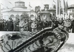 Fiera di Milano - Campionaria 1939 - Visita del principe di Piemonte Umberto II di Savoia con la moglie Maria José