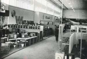 Fiera di Milano - Campionaria 1939 - Padiglione della radio-cine, ottica e fotografia - Sala della radiotecnica