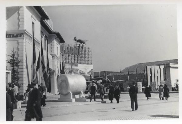 Fiera di Milano - Campionaria 1941 - Piazza Italia
