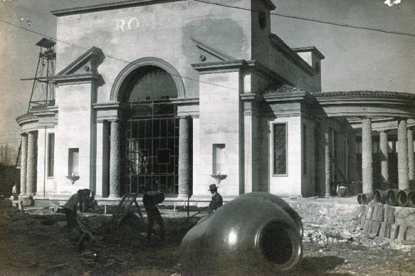Fiera di Milano - Campionaria 1926 - Padiglione dell'Alfa Romeo - Esterno