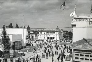 Fiera di Milano - Campionaria 1942 - Piazza italia