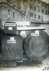 Fiera di Milano - Campionaria 1921 - Stand all'aperto di legnami della ditta Prandi