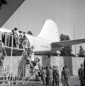 Fiera di Milano - Campionaria 1946 - Area espositiva della Fiat Aviazione