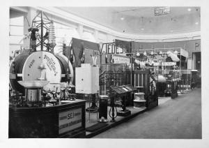 Fiera di Milano - Campionaria 1929 - Padiglione delle applicazioni elettriche - Sala dell'illuminazione elettrica