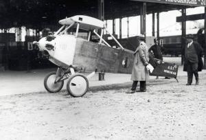 Fiera di Milano - Campionaria 1929 - Padiglione dell'aeronautica - Allestimento