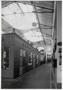 Fiera di Milano - Campionaria 1929 - Padiglione delle cinque gallerie - Salone interno