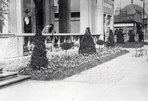 Fiera di Milano - Campionaria 1929 - Aiuole con fiori