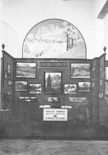 Fiera di Milano - Campionaria 1930 - Padiglione del turismo - Stand su Cortina d'Ampezzo