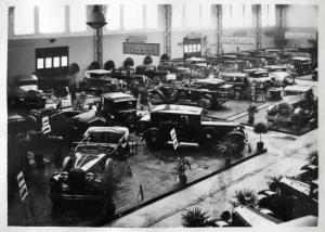 Fiera di Milano - Campionaria 1930 - Salone dell'automobile - Sezione delle carrozzerie