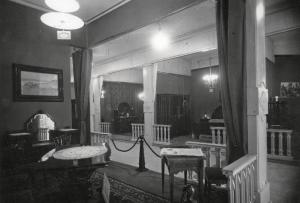 Fiera di Milano - Campionaria 1930 - Padiglione del mobilio - Sala interna
