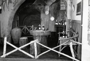 Fiera di Milano - Campionaria 1930 - Padiglione dei vini d'Italia - Stand