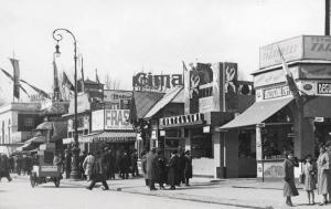 Fiera di Milano - Campionaria 1932 - Settore degli alimentari - Chioschi di degustazione e vendita