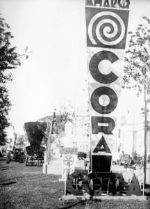Fiera di Milano - Campionaria 1932 - Installazione pubblicitaria dell'amaro Cora