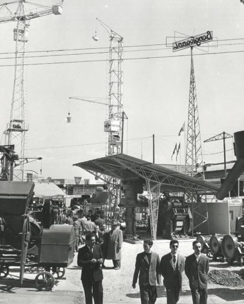 Fiera di Milano - Campionaria 1951 - Settore dell'edilizia