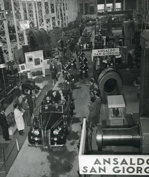 Fiera di Milano - Campionaria 1950 - Visita del presidente della Repubblica Luigi Einaudi in occasione della inaugurazione