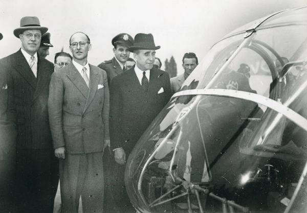 Fiera di Milano - Campionaria 1950 - Visita dell'ambasciatore degli Stati Uniti James C. Dunn in occasione della manifestazione in onore degli Stati Uniti