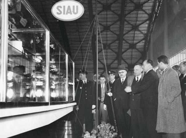 Fiera di Milano - Campionaria 1951 - Visita dei ministri francesi Jean-Marie Louvel e Jean Letourneau